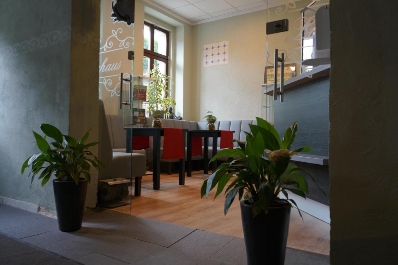 Gaestehaus Lisakowski Pension Am Brautwiesenpark กอร์ลิตซ์ ภายนอก รูปภาพ
