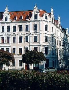 Gaestehaus Lisakowski Pension Am Brautwiesenpark กอร์ลิตซ์ ภายนอก รูปภาพ